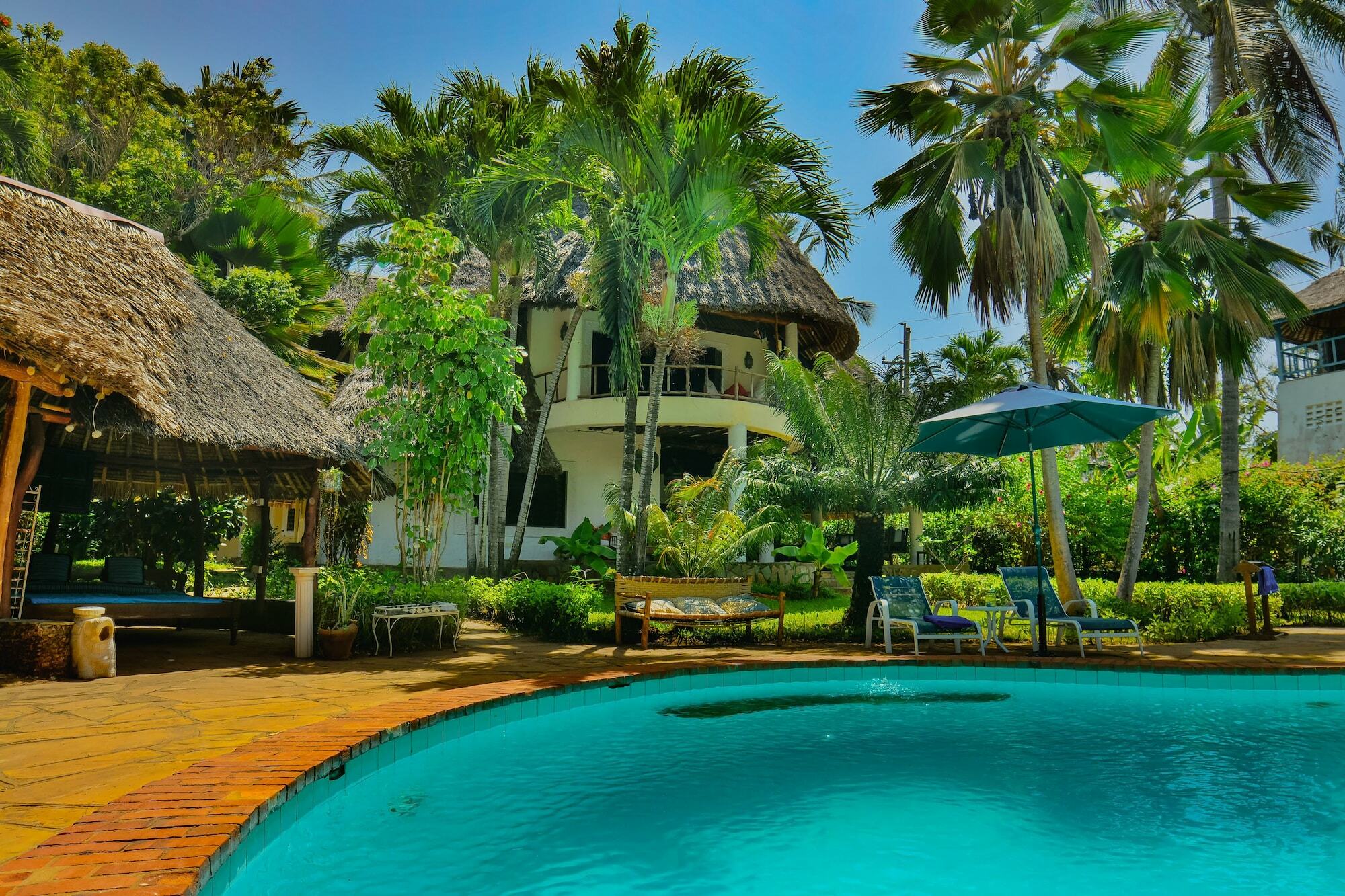 Upani In Diani Bed & Breakfast Diani Beach Eksteriør bilde